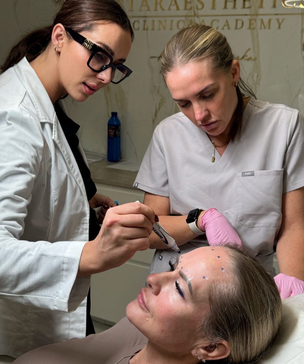 Ana Kolosowska – Aesthetic Trainer & Mentor